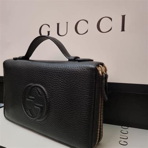 GUCCI Pebbled Calfskin Soho Document Holder Black